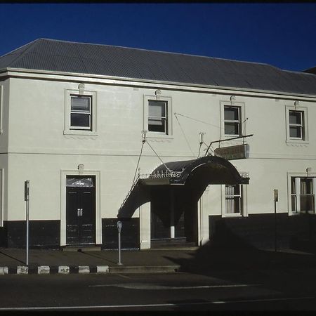 Okeefes Hotel Backpackers Launceston Esterno foto