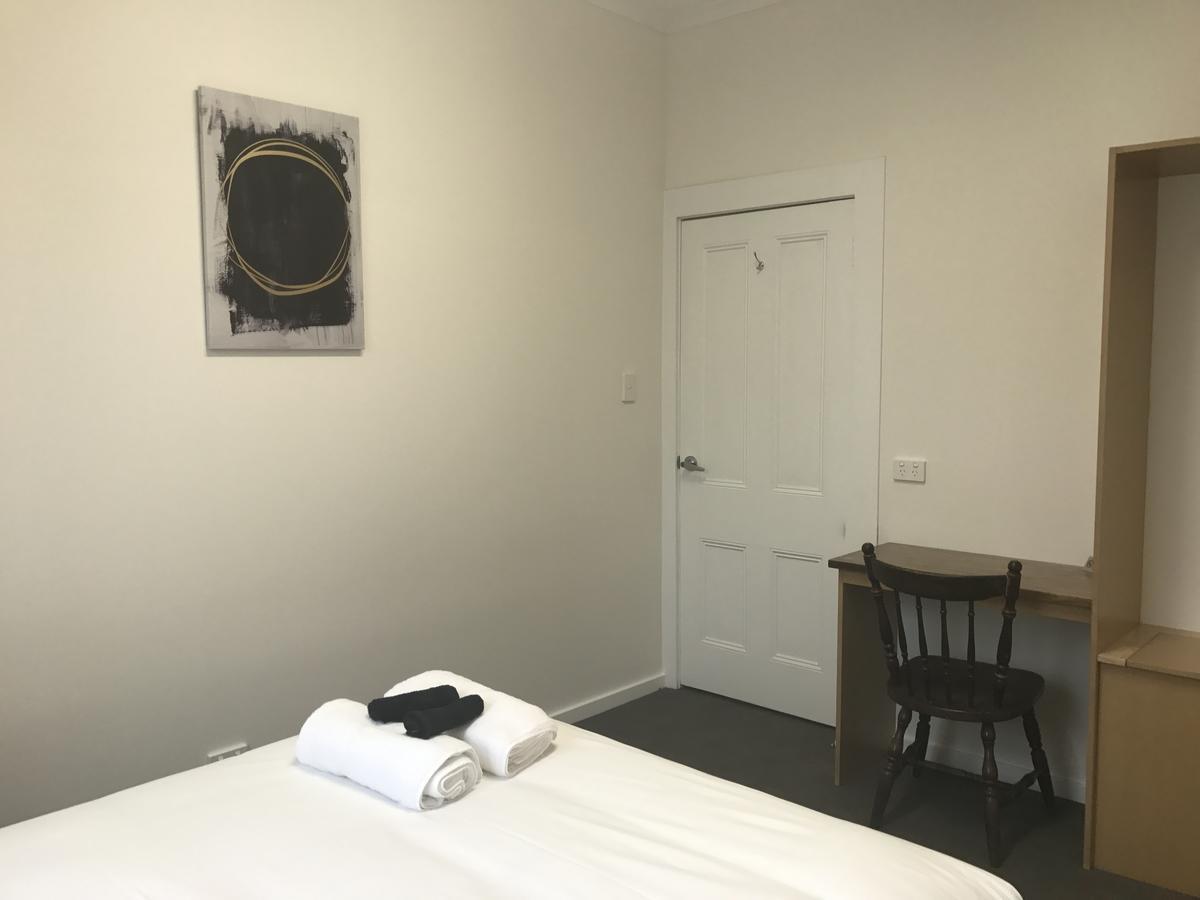 Okeefes Hotel Backpackers Launceston Esterno foto