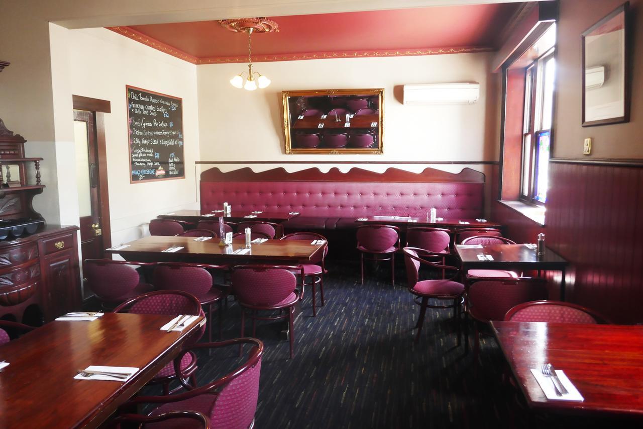 Okeefes Hotel Backpackers Launceston Esterno foto