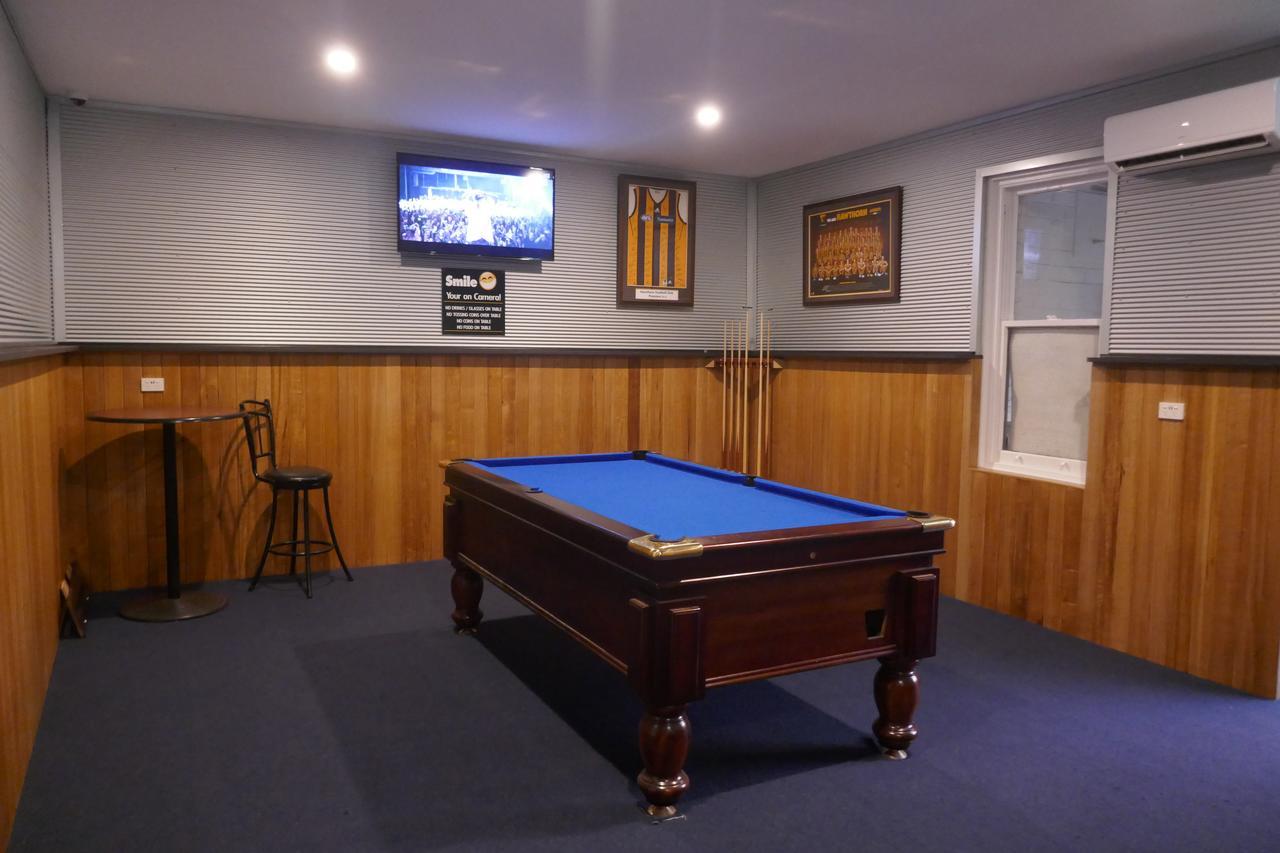 Okeefes Hotel Backpackers Launceston Esterno foto